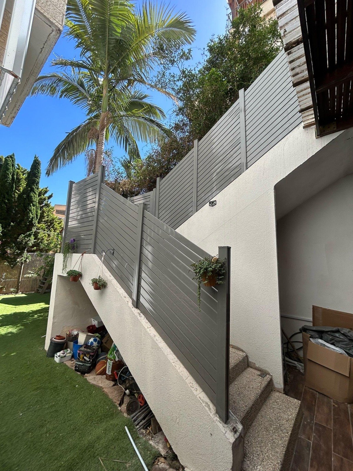 פרויקט גדר אלומיניום